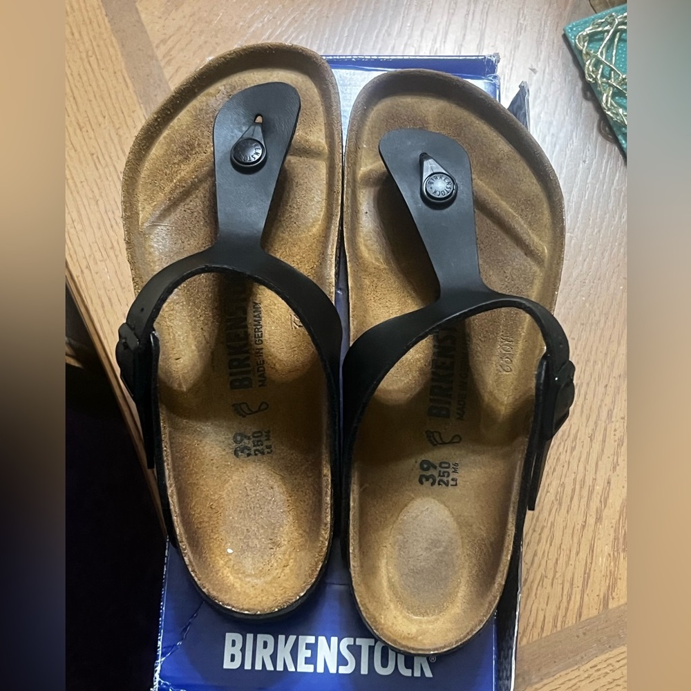 Black birkenstock sandals